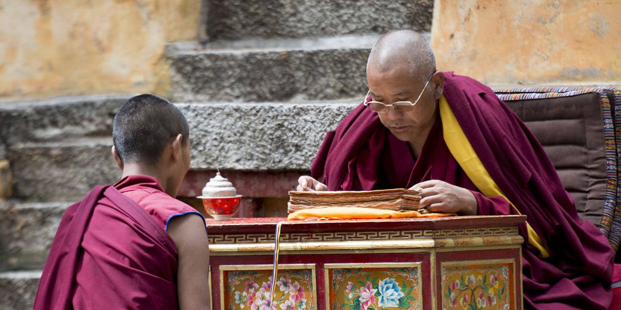 Tibet- entre Himalaya et Everest- Monastères, Dalaï Lama et Toit du Monde
